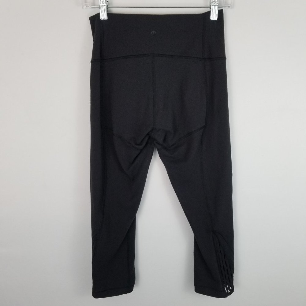 Lululemon True Self Crop II Black Workout Leggings - Picture 7 of 8